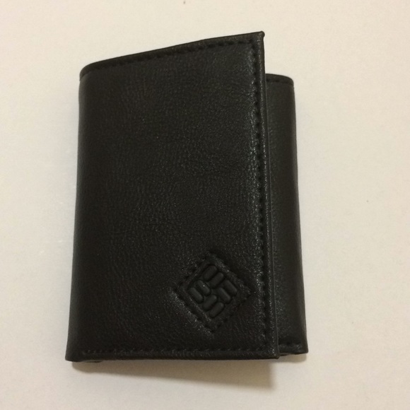 Columbia Trifold Wallet - Picture 1 of 4